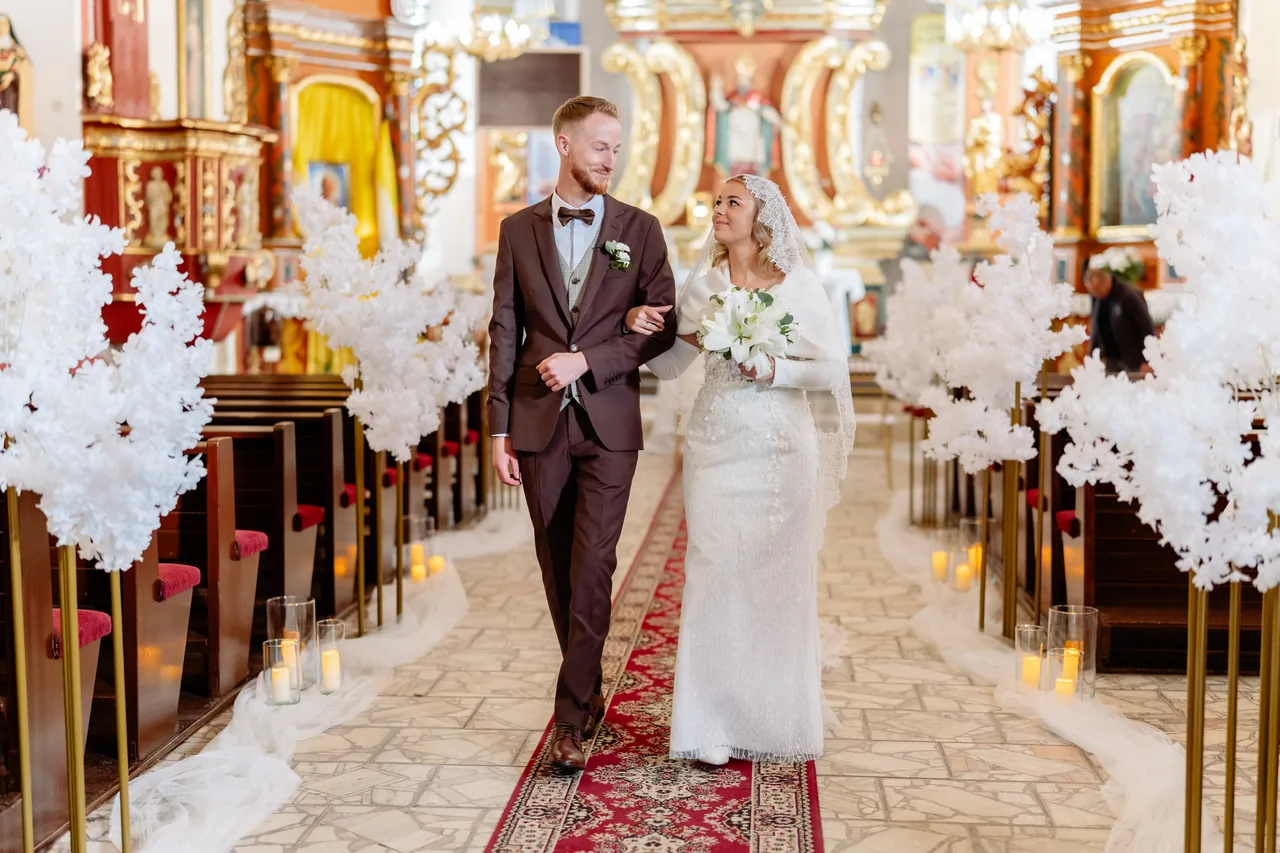 Reportaż ślubny, wybrane kadry — fotograf Tobiasz Kaczmarczyk, Żuromin, zdjęcie 10